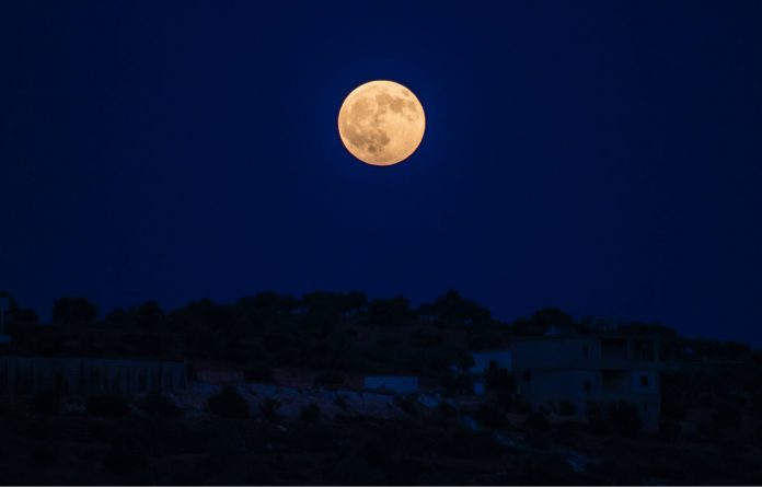 Superluna